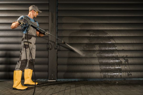 Garage Power Washing in Cape Coral