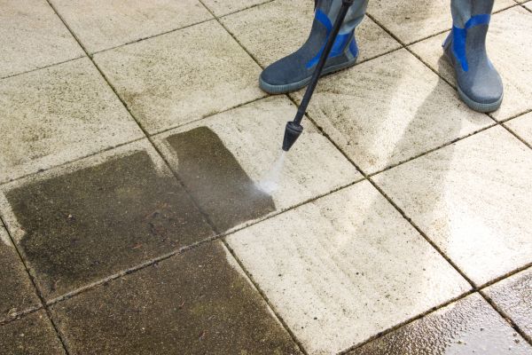 Outdoor Concrete Cleaning